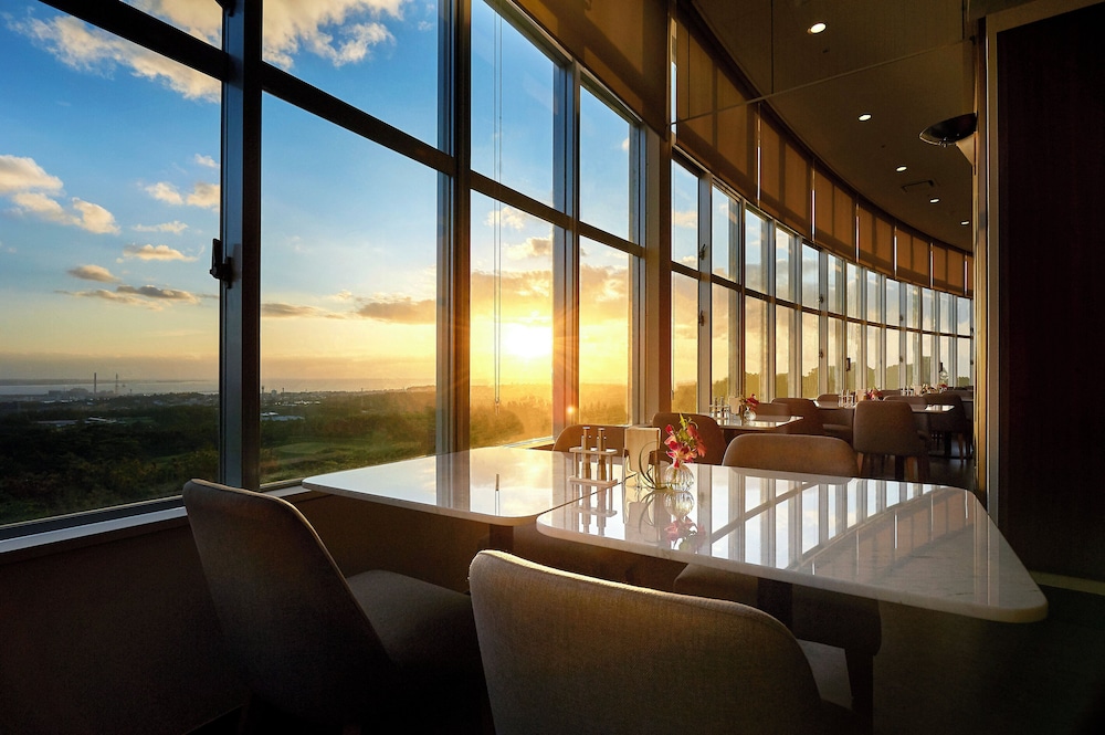 ANAクラウンプラザリゾート沖縄うるまヒルズ BY IHG 那覇