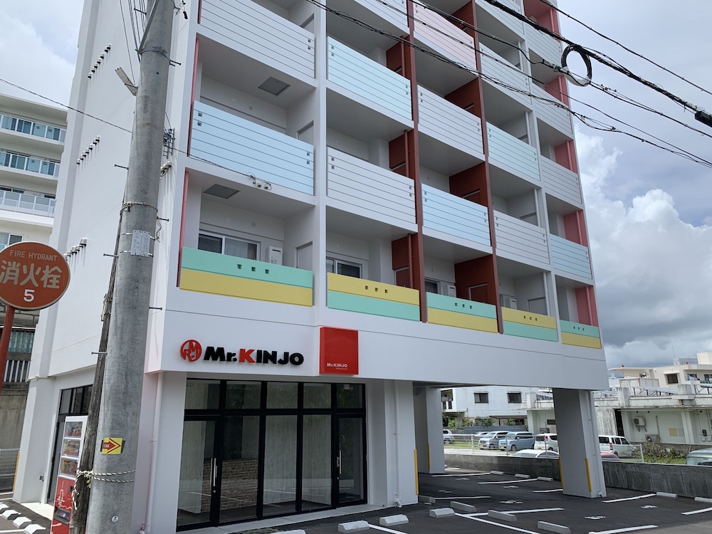 MR.KINJO IN RYCOM 北中城 那覇