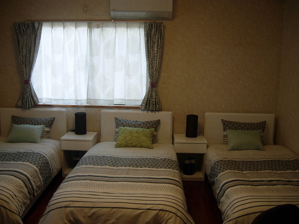 THE RELA INN 那覇
