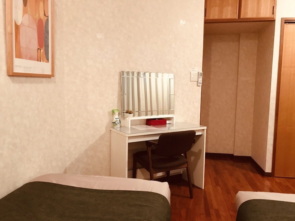 THE RELA INN 那覇