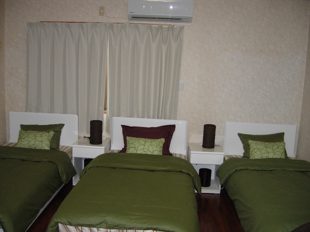 THE RELA INN 那覇