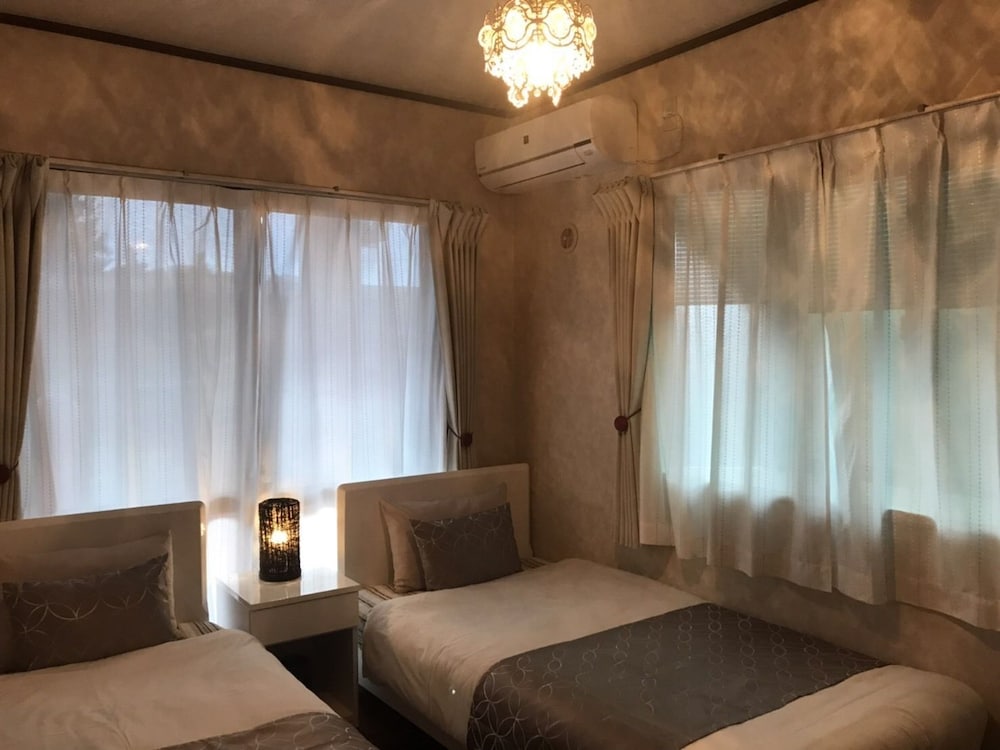 THE RELA INN 那覇