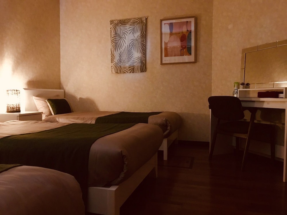 THE RELA INN 那覇