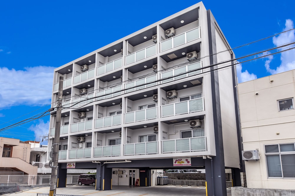 MR.KINJO IN URASOE 那覇