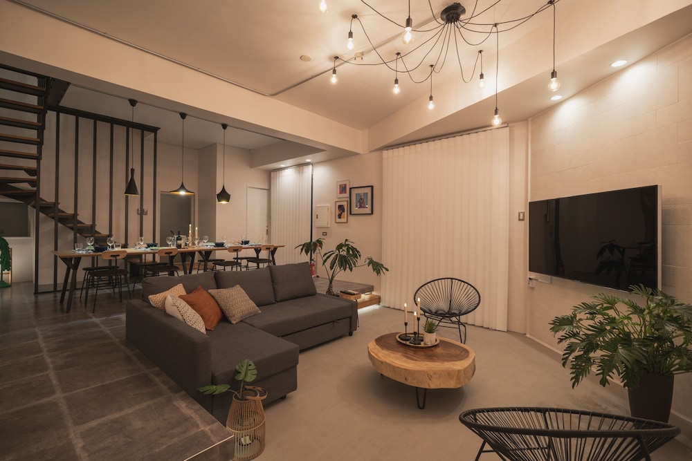 INFINITY HOTEL -HIGAWA- 那覇