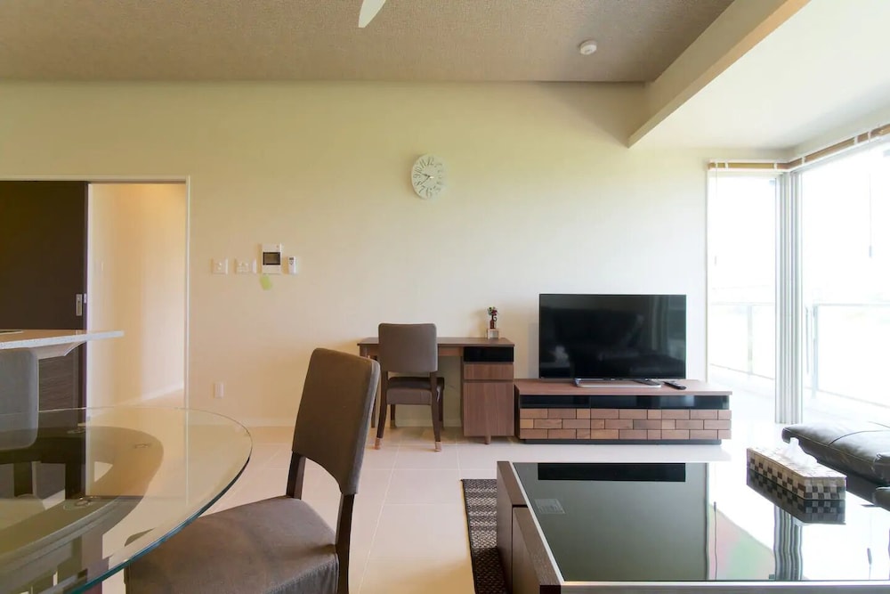 LONGVACATION OKINAWA 201 那覇