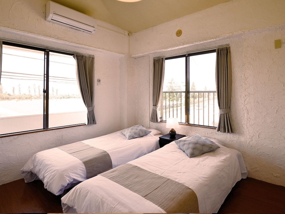 BAY SIDE OKINAWA 那覇