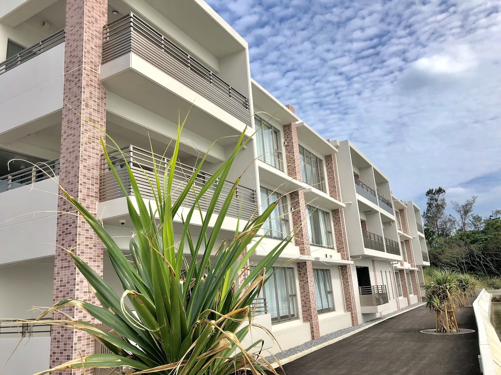 ララコートシーサイド屋我地 那覇