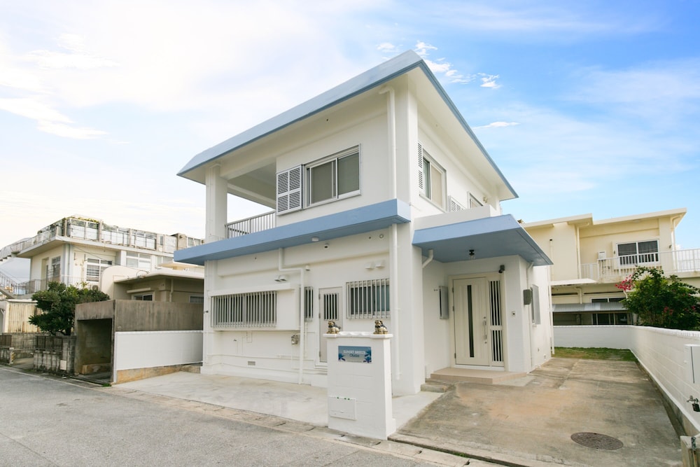 SUNSET BREEZE CHATAN 那覇