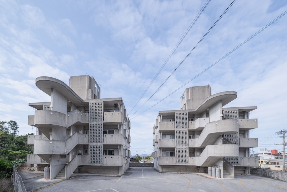 NAKAMA CONDO 那覇