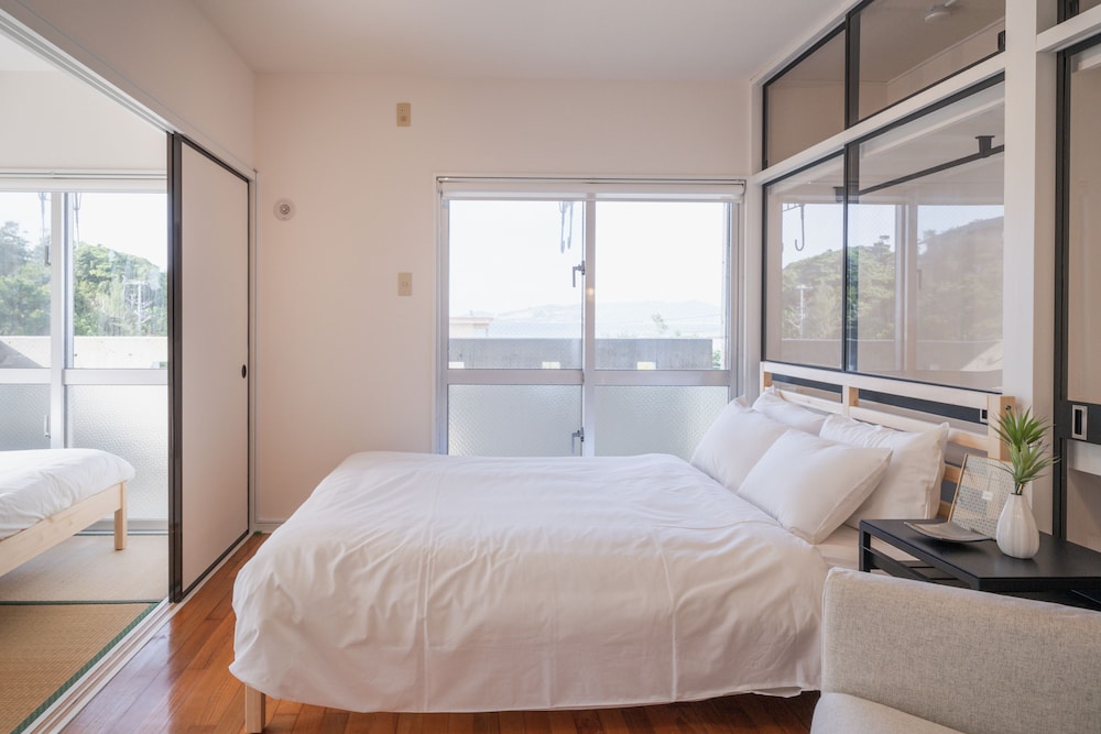 NAKAMA CONDO 那覇