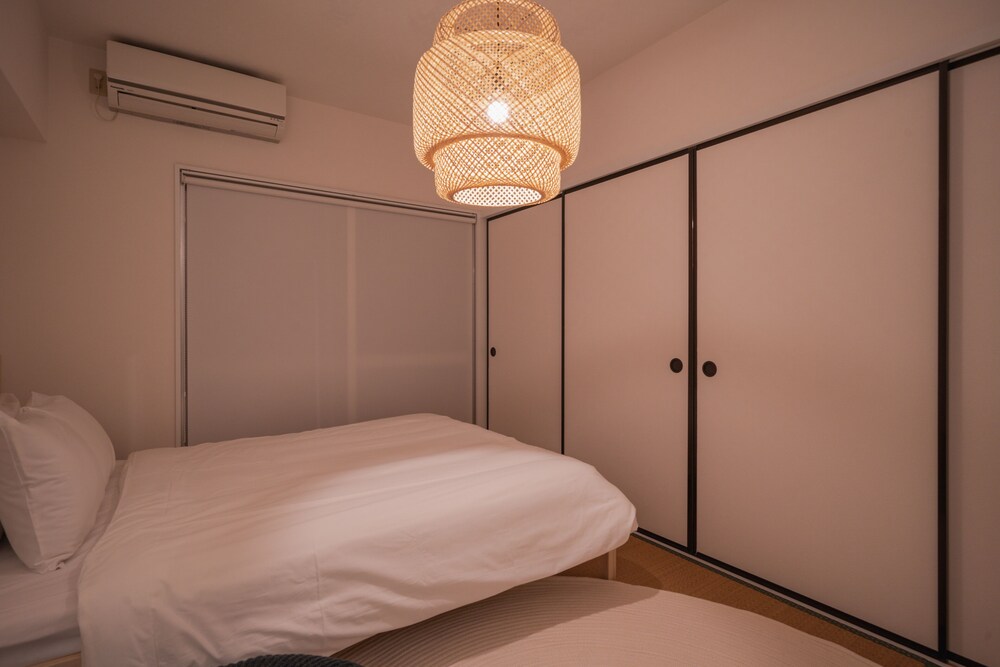 NAKAMA CONDO 那覇