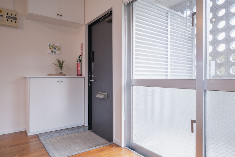 NAKAMA CONDO 那覇