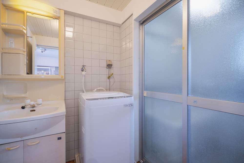 NAKAMA CONDO 那覇