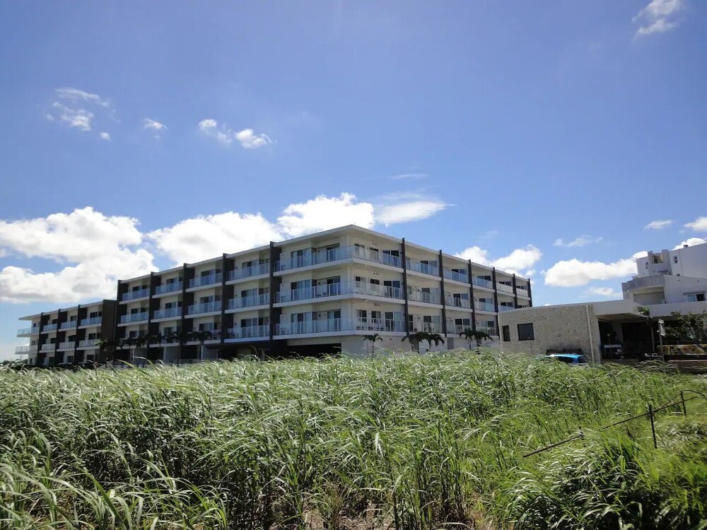 LONGVACATION OKINAWA 109 那覇