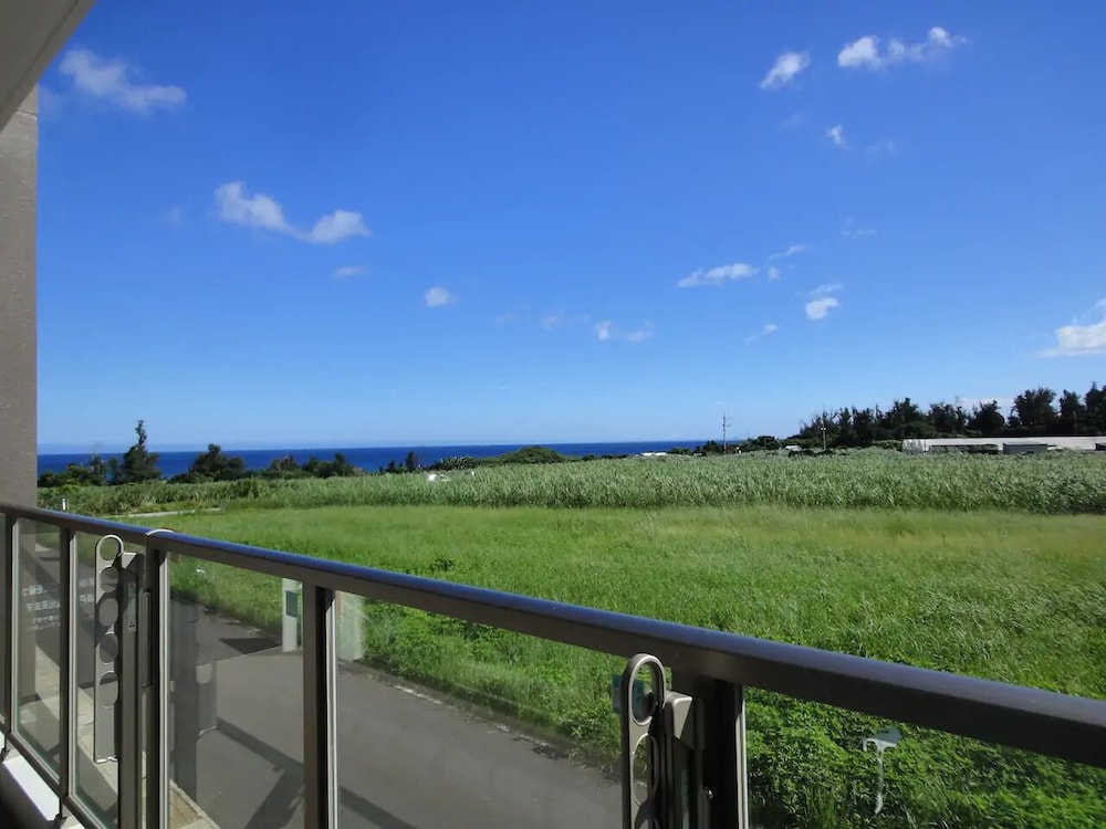LONGVACATION OKINAWA 109 那覇