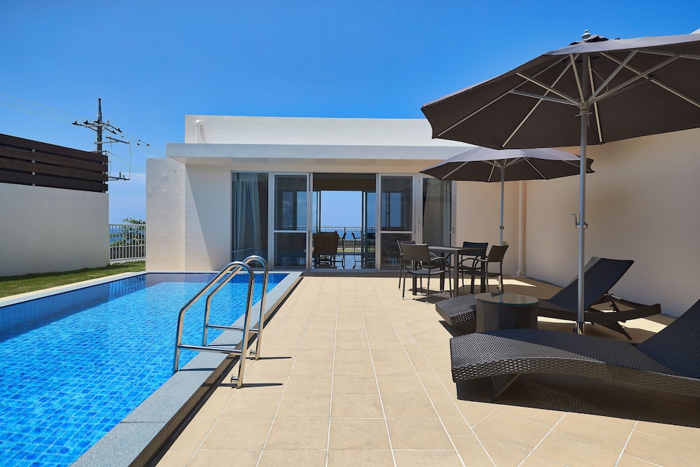VIAUL SKY VILLAS UNTEN 那覇