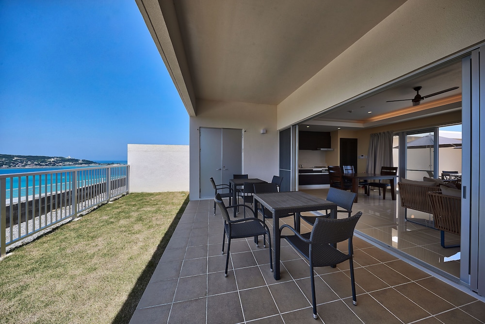 VIAUL SKY VILLAS UNTEN 那覇