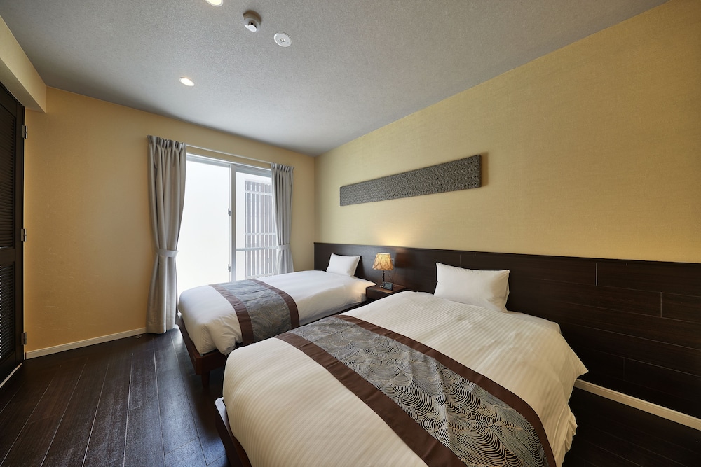 VIAUL SKY VILLAS UNTEN 那覇