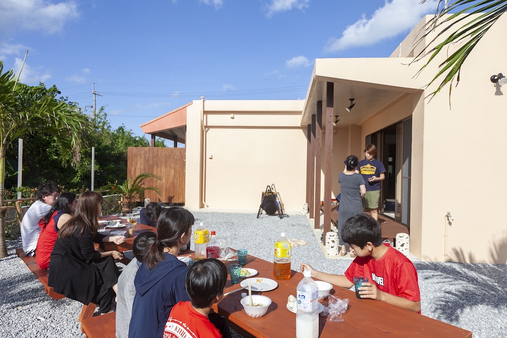 JIN JIN HOUSE 那覇
