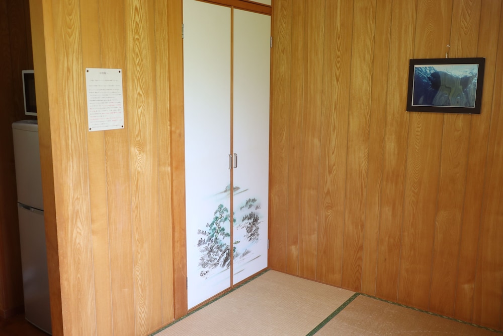 民宿 ロビンソン 那覇