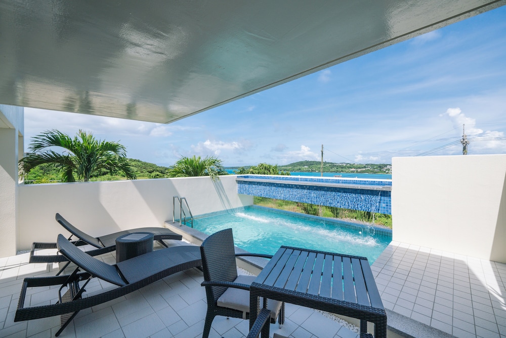 KEN KEN VILLA YUUMODORO 那覇