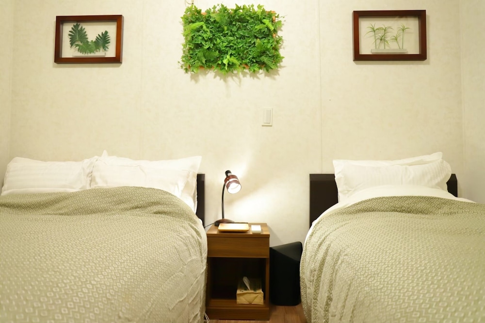 SMART HOUSE SUNSET INN OKINAWA YOMITANSON 那覇