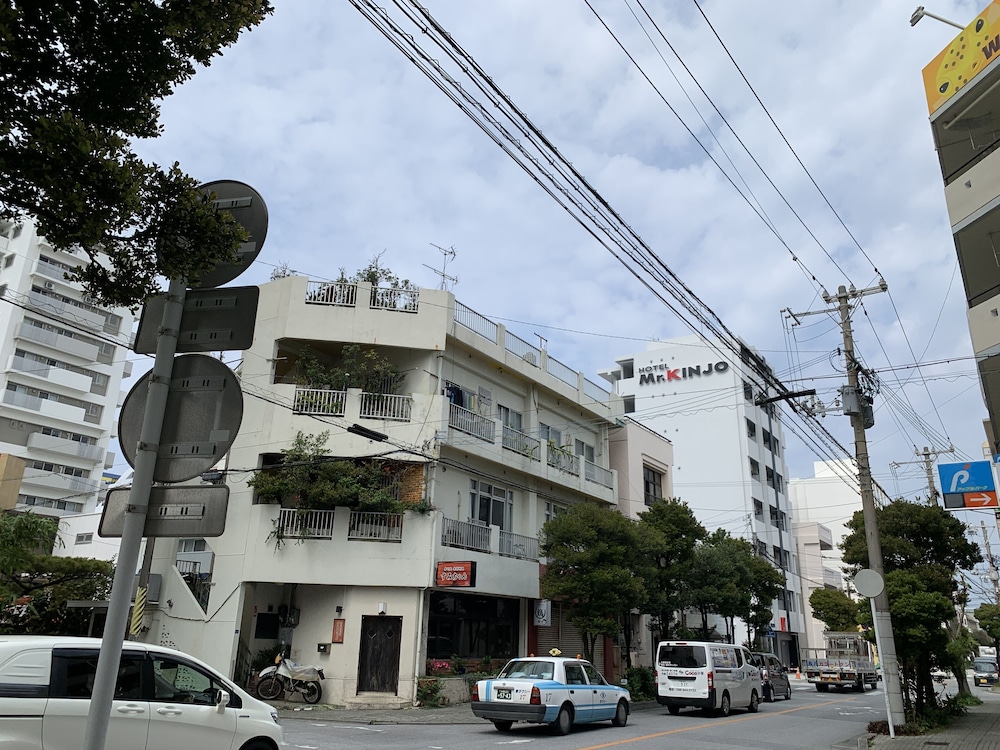 MR.KINJO IN MATSUYAMANNA 那覇