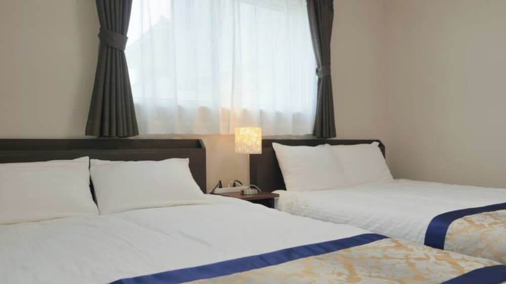 グランディオーソ沖縄ヴィラ恩納3 那覇