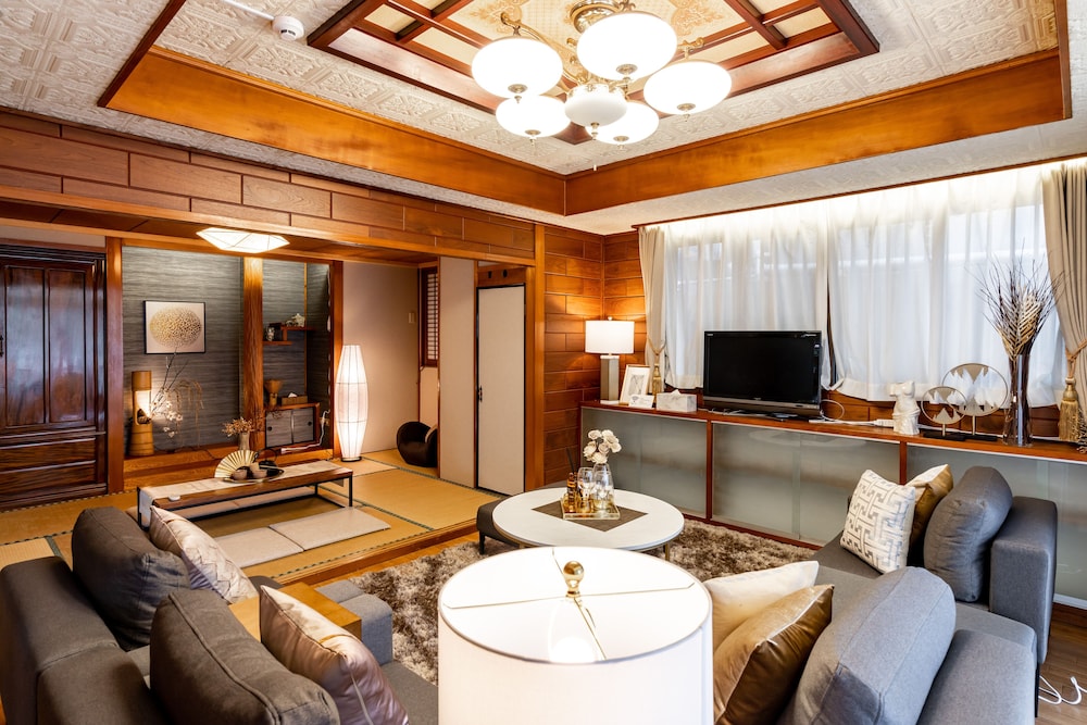 NAHA HOUSE 那覇