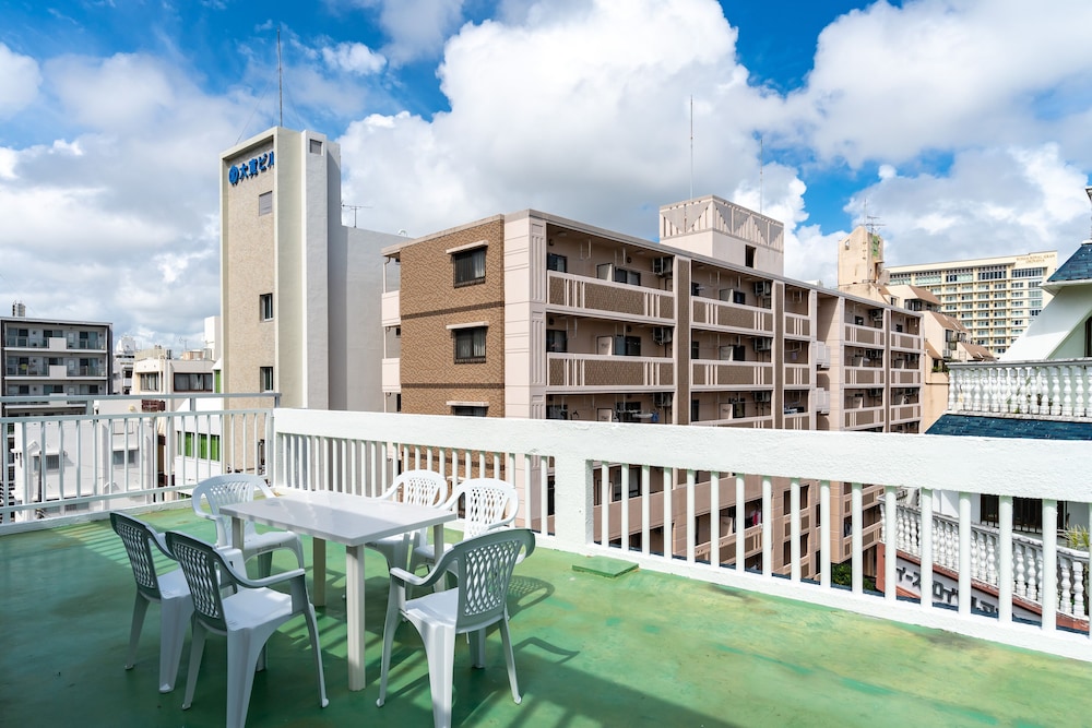 NAHA HOUSE 那覇