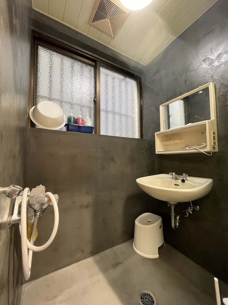 OEUVRE AROMA KUMOJI HOUSE 那覇