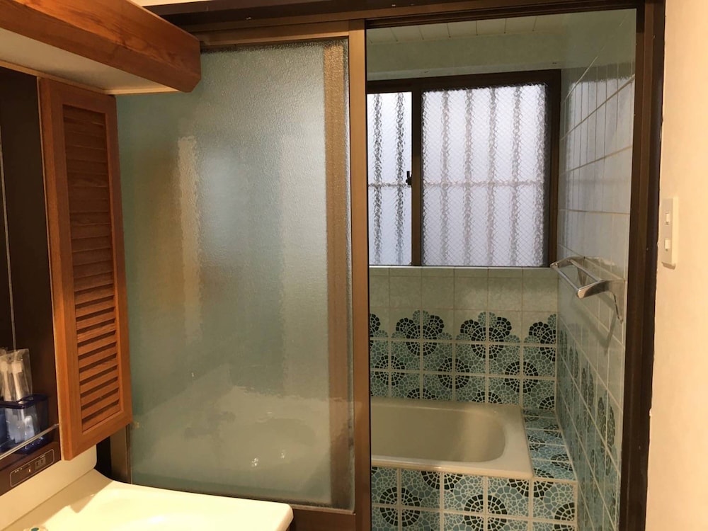 OEUVRE AROMA KUMOJI HOUSE 那覇