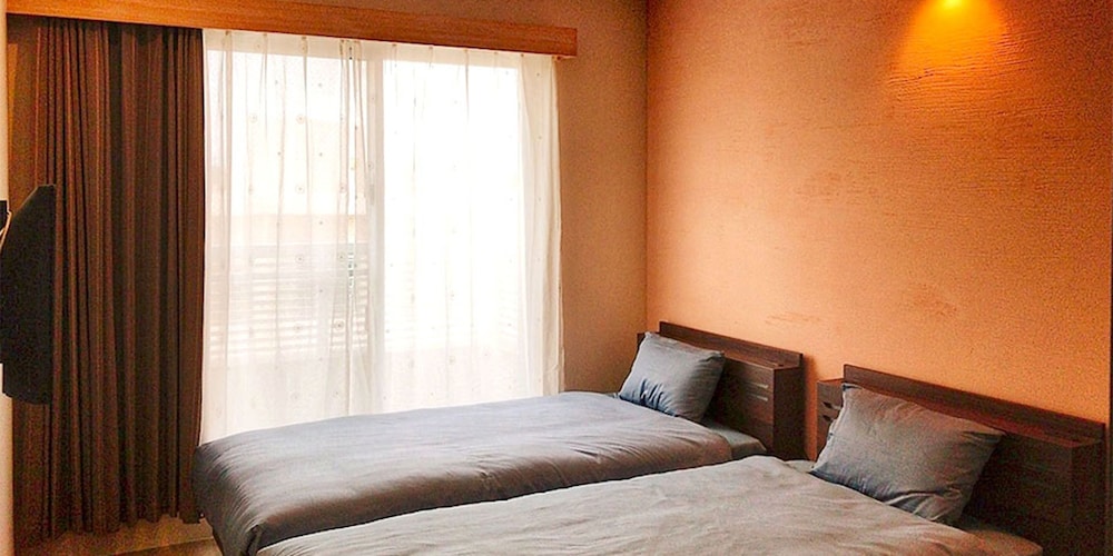 ROOM BIOTOP YOMITAN 那覇