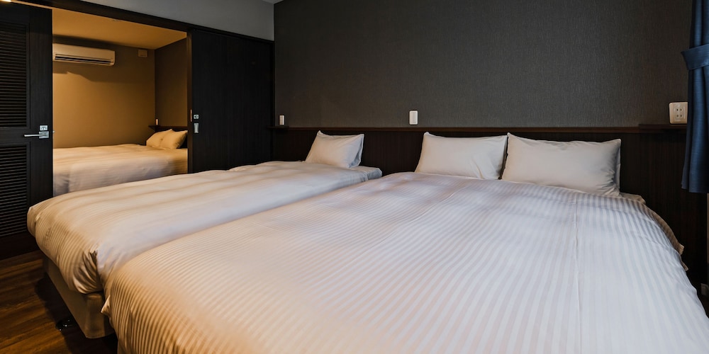 AHMAN INN ISLAND YAGAJI 那覇