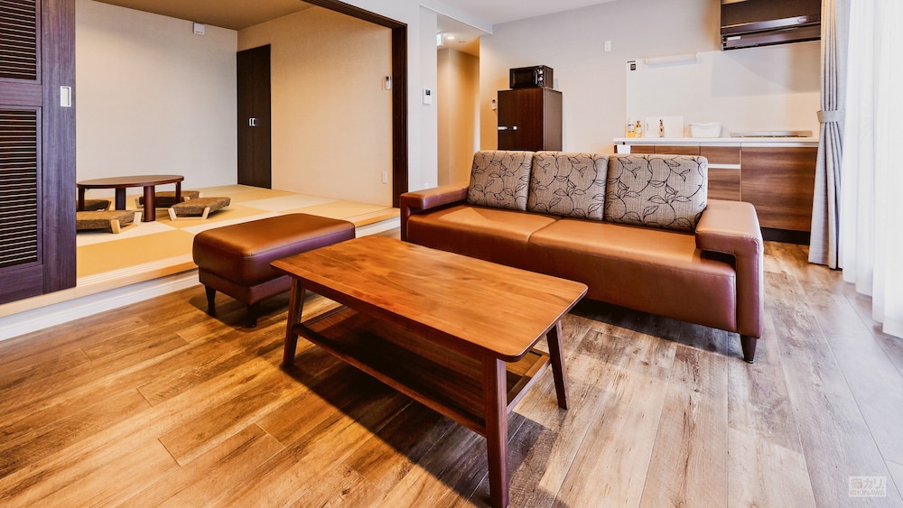 AHMAN INN ISLAND YAGAJI 那覇