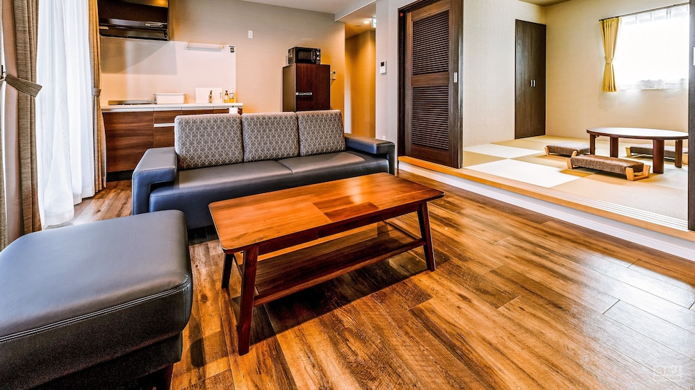 AHMAN INN ISLAND YAGAJI 那覇