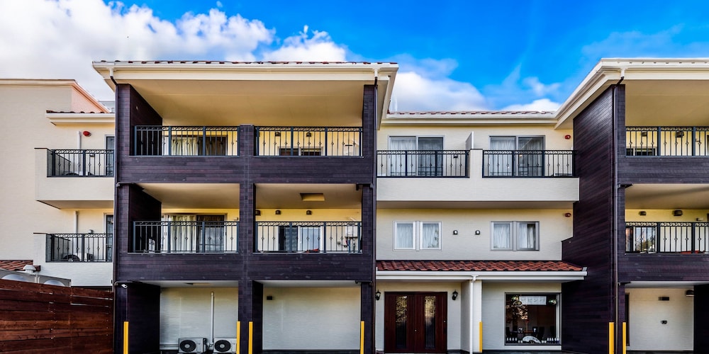 AHMAN INN ISLAND YAGAJI 那覇