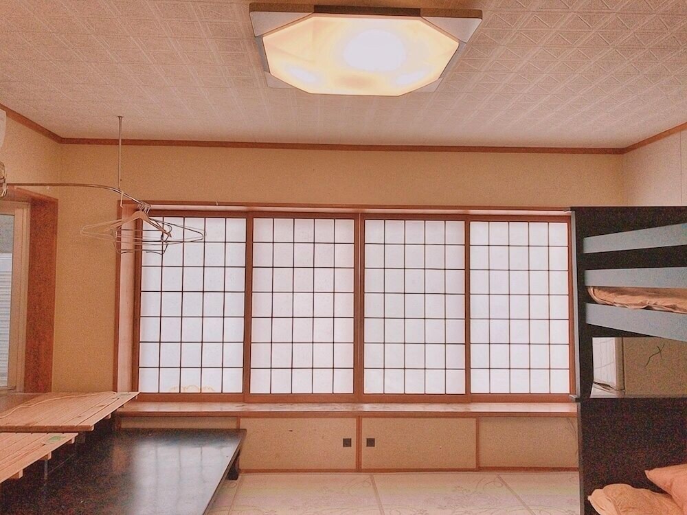 ゲストハウス倶楽部 宿かり沖縄 那覇
