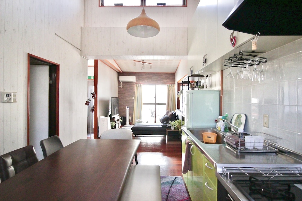 TERRACE HOUSE TSUBOKAWA 那覇