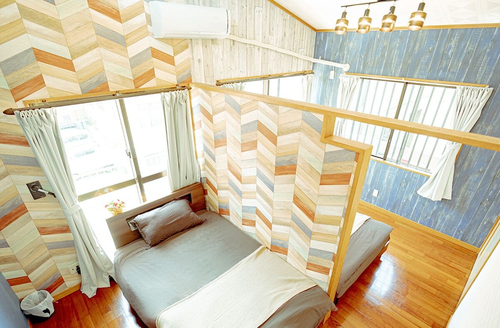 TERRACE HOUSE TSUBOKAWA 那覇