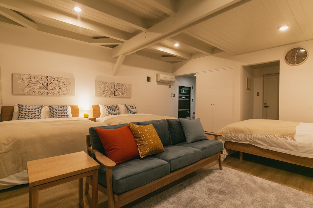 VILLA TOMA EAST 那覇