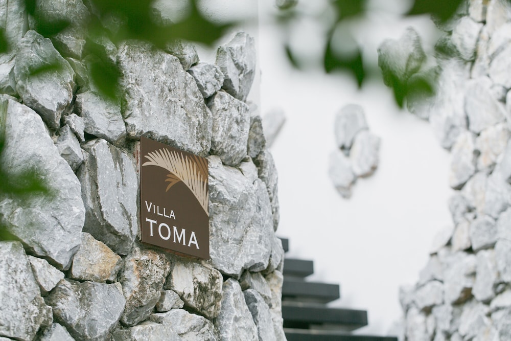 VILLA TOMA EAST 那覇