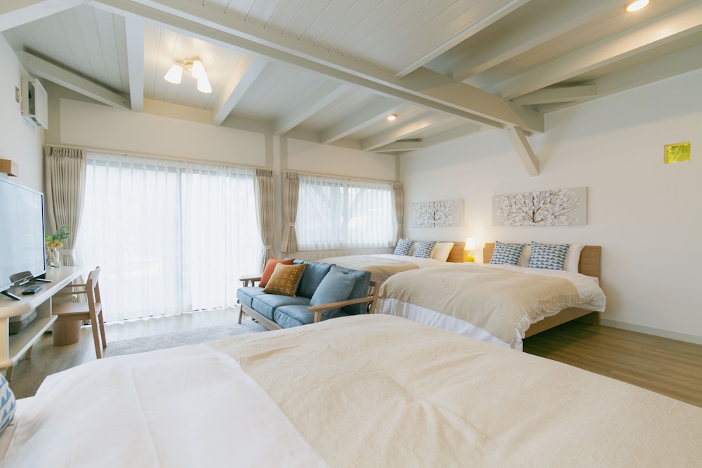 VILLA TOMA EAST 那覇