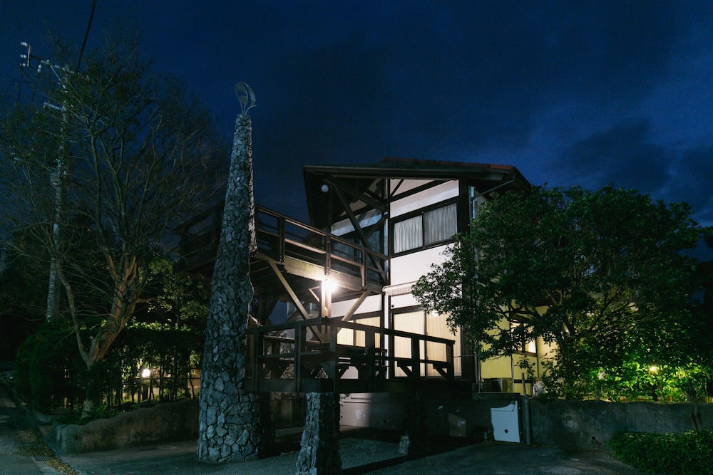 VILLA TOMA EAST 那覇