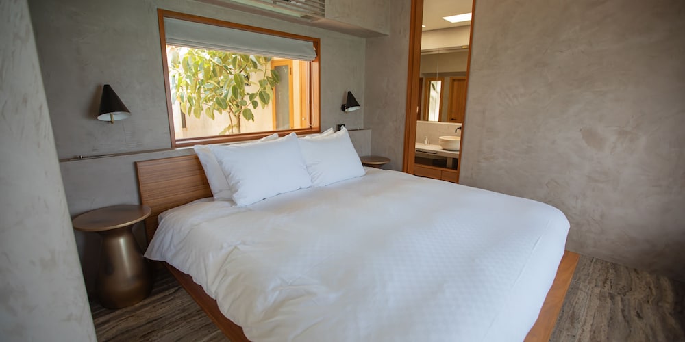 KAYATSUMA OKINAWA HOTEL & RESORT 那覇