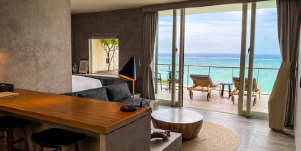 KAYATSUMA OKINAWA HOTEL & RESORT 那覇