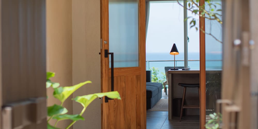 KAYATSUMA OKINAWA HOTEL & RESORT 那覇