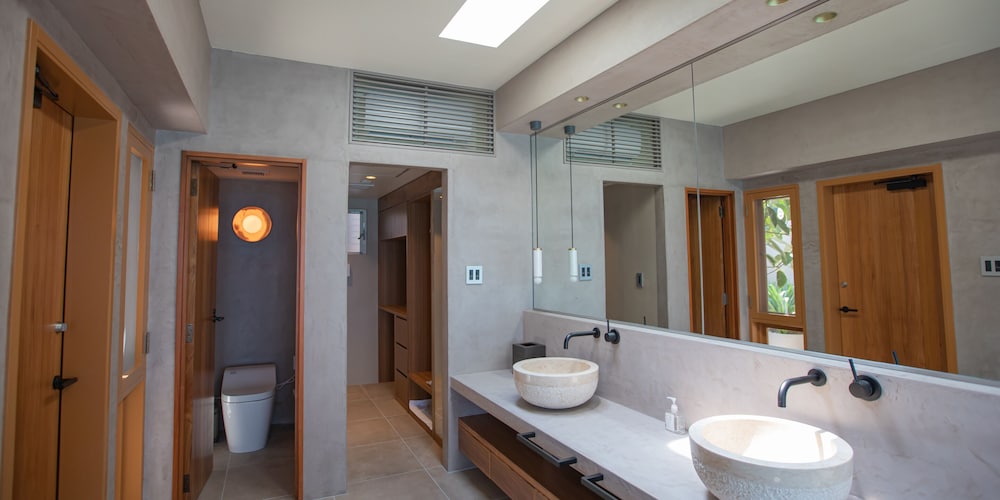 KAYATSUMA OKINAWA HOTEL & RESORT 那覇