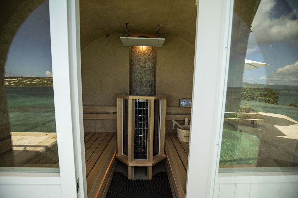 KAYATSUMA OKINAWA HOTEL & RESORT 那覇